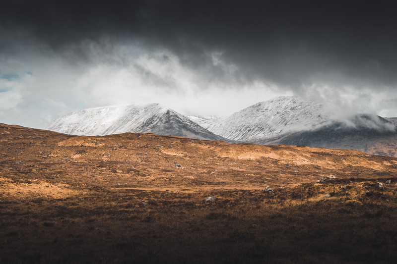 mountain peak, hike of west highland way, bird, no people, tranquil scene, scotland, high, outdoors, plateau, west highland way, snow, cloud - sky, mountain range