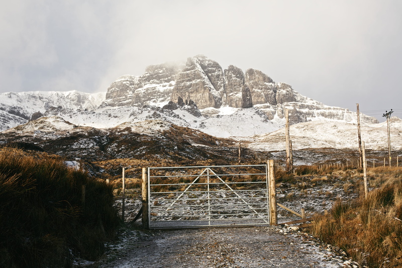 5K, no people, mountain range, cold temperature, landscape, outdoors, tranquility, beauty in nature, isle of skye, scenics - nature, mountain peak, non-urban scene