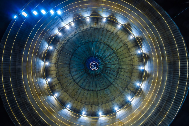 light - natural phenomenon, great, backgrounds, modern, fuji, night, built structure, photo, urbex, gaz, amazing, samyang, silver colored, steel, hanging