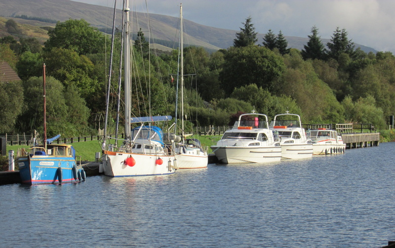 tree, sky, fishing boat, plant, outdoors, day, 4K, reflection, sailing, scotland, green color, waterfront, fort william, neptunes staircase, yacht, water