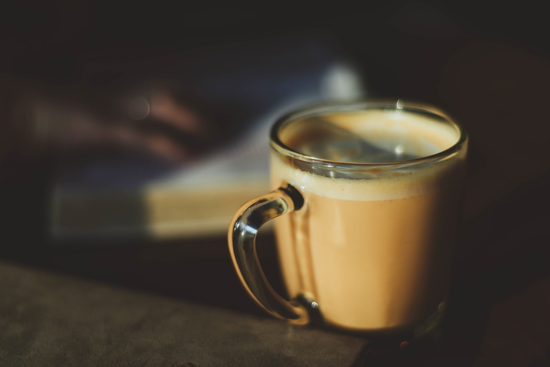 clear, focus, drink, latte, cafe, milk, tea, focus on foreground, healthy eating, table, 5K, mug, food and drink, drinking glass, tea - hot drink, freshness