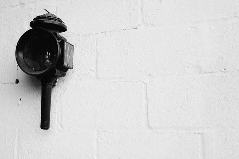 antique, low angle view, built structure, black, outdoors, retro styled, electricity, retro, bricks, white, lighting equipment, day, decorative, 1080P