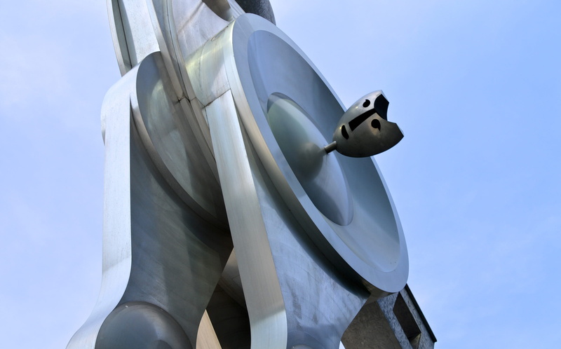 modern, nature, representation, military, art, animal figure, male likeness, Metal, architecture, print academy, artwork, weststadt, craft, low angle view
