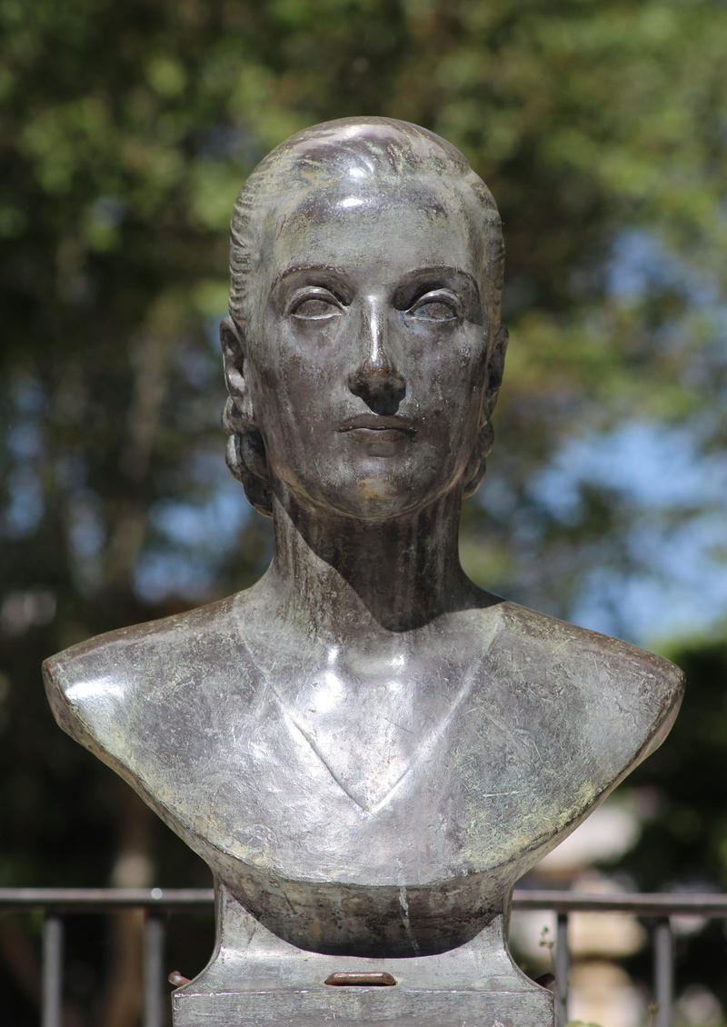 patina, art and craft, look, young, bust, sculpture, idol, face, front, statue, women, monument, eva peron, no people, creativity, faces, bronze, human representation