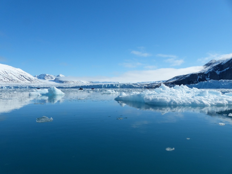 environment, beauty in nature, snowfall, day, melting, winter, sky, ice, landscape, silent, iceberg, scenics - nature, water, floating on water, spitsbergen