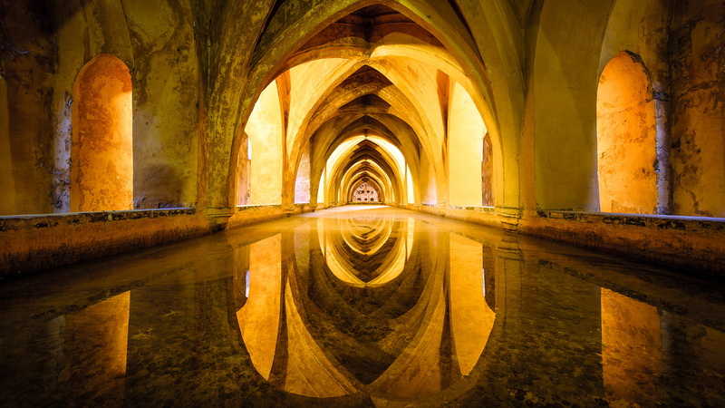 1080P, ancient, building, water, reflection, Spain, arch, bath, yellow, symmetry, calm waters, architecture, Sevilla