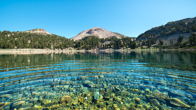 day, no people, lake, outdoors, pine woodland, 1080P, blue, tranquil scene, Lassen Peak, plant, sky, beauty in nature, tree, non-urban scene, idyllic