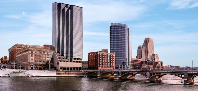 waterfront, modern, water, hotel, river walk, tall - high, skyscraper, outdoors, transportation, michigan, grand rapids, marriot hotel, connection, river