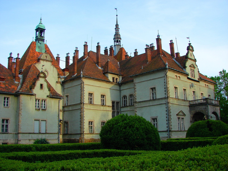 hunting lodge Schonborn, Schoenborn, Transcarpathia, 2K, Ukraine, park, box-trees