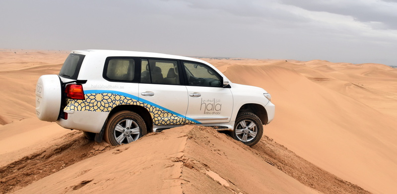 abhu dhabi, vacation, sports Utility Vehicle, motor vehicle, Dune, landscape, road trip, arid climate, wheel, outdoors, scenics - nature, travel, mode of transportation