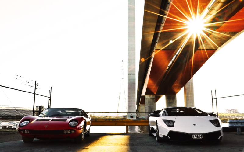 copy space, bridge, road, outdoors, the fence, built structure, white, architecture, car, day, motor vehicle, land vehicle, front view, sunlight, lp670-4 sv