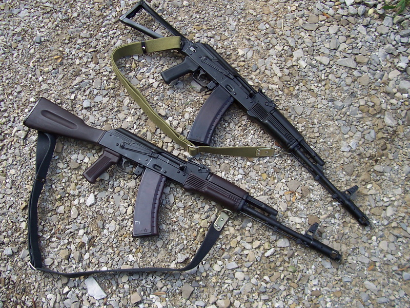 war, aggression, handgun, field, communication, old, violence, two, black, ammunition, military, rifles, gun, infantry, gravel, black color, army, armed Forces