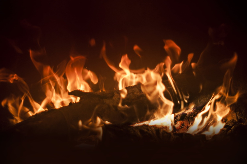 dark, log, fiery, wood - material, firewood, cozy, black background, bonfire, nature, blaze, yellow, orange, night, burn, flame, blazing, flammable, burning