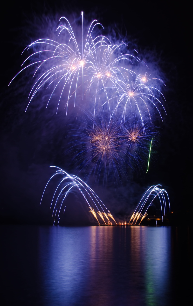 sky, firework - man made object, flame, celebration, water, display, exploding, arts culture and entertainment, 2K, event, pyrotechnic, light, exhibition