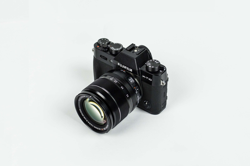 technology, photographic equipment, single object, modern, photography, close-up, activity, white background, camera - photographic equipment, fujifilm