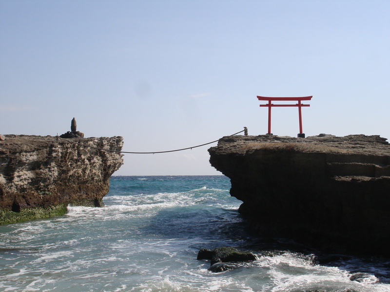 horizon over water, tori, rock formation, shirahama coast, day, spirituality, sea, scenics - nature, wave, rock - object, motion, nature, rock, horizon