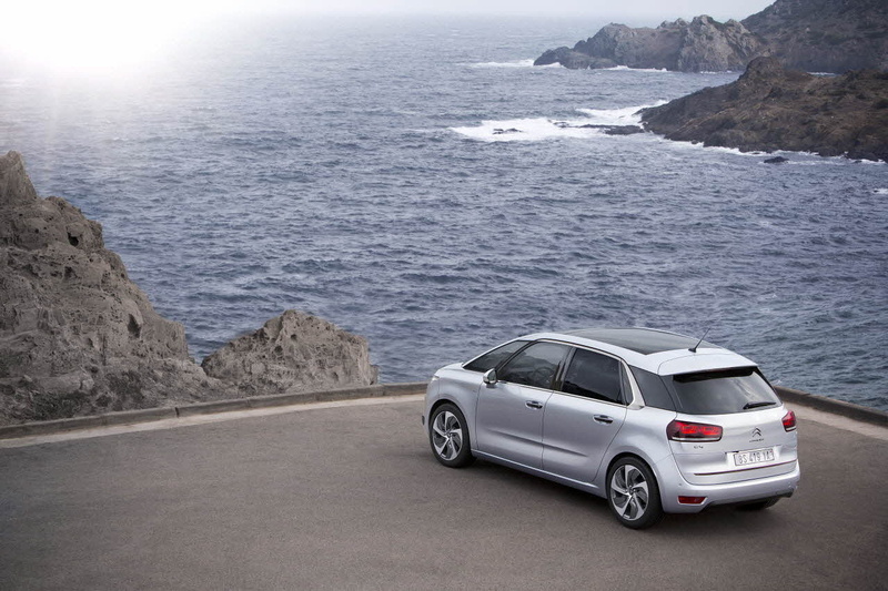 720P, nature, motion, land, horizon over water, sea, high angle view, scenics - nature, transportation, outdoors, citroen, picasso, beach, c, land vehicle