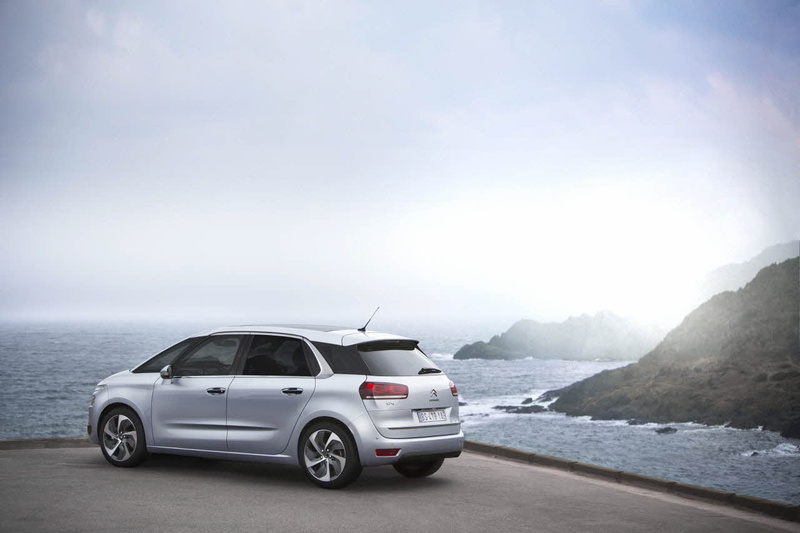 road, sea, picasso, beauty in nature, 720P, sky, water, nature, citroen, outdoors, c, day, road trip, motion, land vehicle, scenics - nature, mode of transportation