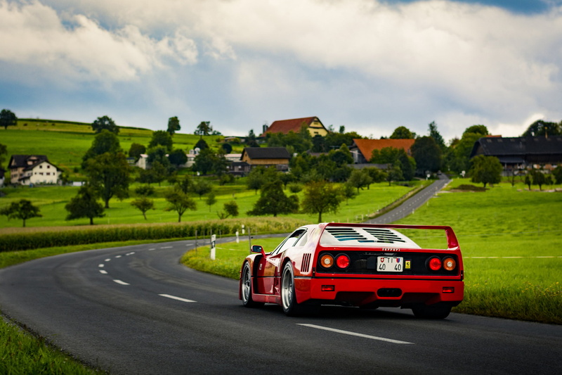 lamp, road, F40, field, clouds, 1080P, village, the sky, back, Ferrari, grass