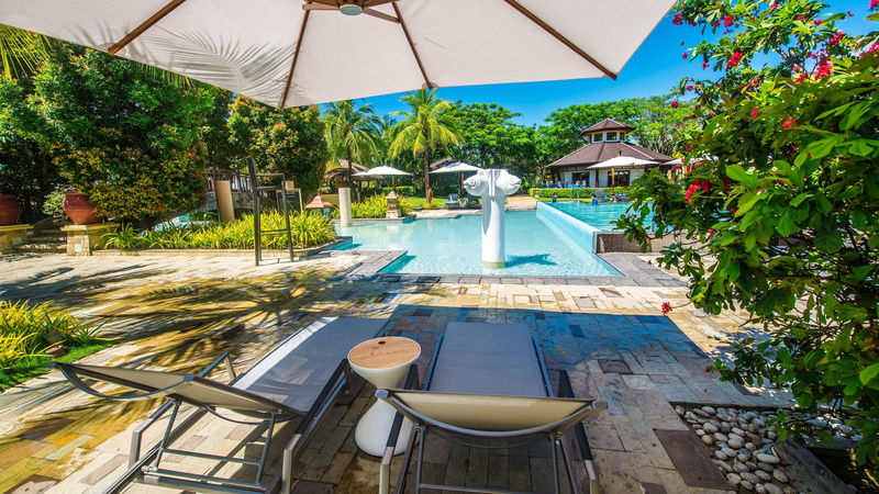 seat, cebu, frozenblizzard, break, vacation, nature lover, chair, lapu lapu, philippines, palm tree, crystal clear water, day, travel, beach resort and spa