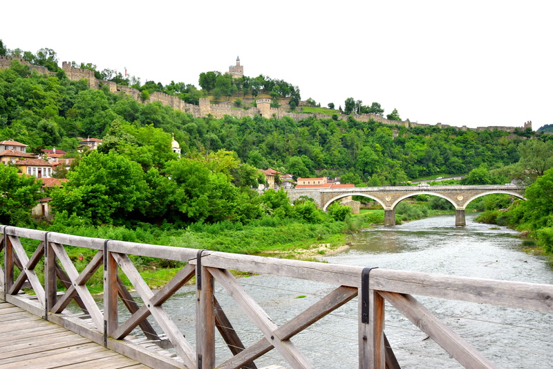 bulgaria, built structure, bridge - Man Made Structure, plant, castle, building exterior, transportation, bridge, city, connection, day, veliko tarnovo