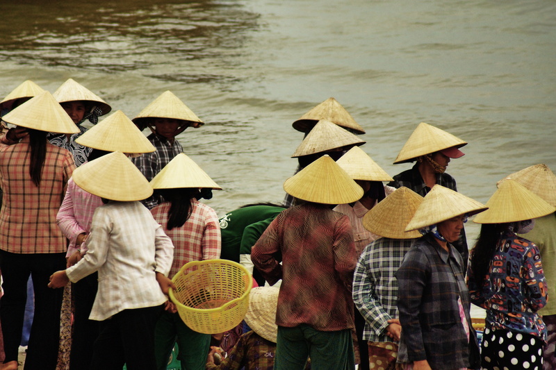 group, nature, lifestyles, market, rain, day, adult, water, asian, group of people, 5K, men, togetherness, medium group of people, head wear, women, adults only