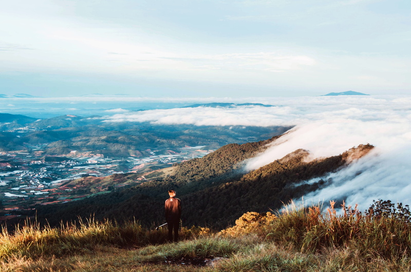scenics, white, cute, activity, happy, clouds, travel, woman, person, portrait, tranquility, dom, sunny, mountain, Nature, lifestyles, tourism, one, one person