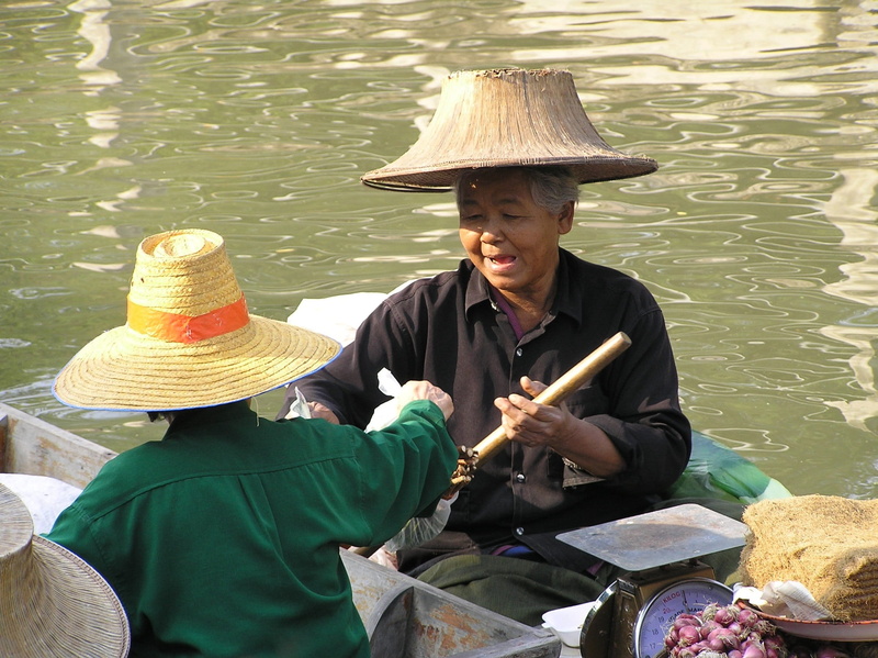 water, lifestyles, asia, people, men, sitting, adult, asian style conical hat, real people, 1080P, thailand, clothing, woman, lake, women, day, hat, nature