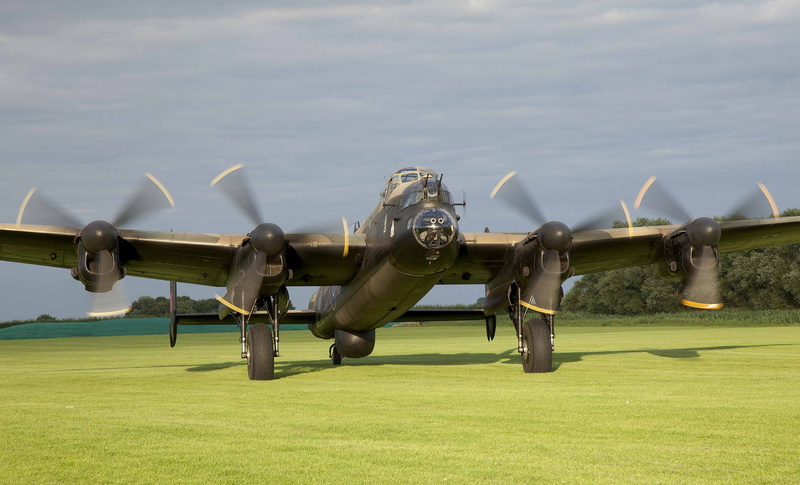 bomber, Lancaster, four-engine, heavy, 1080P