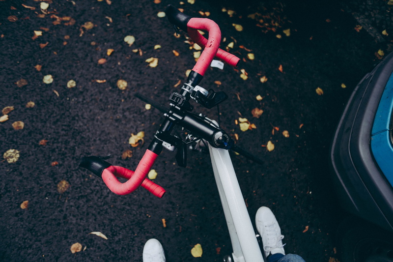 toy, ride, canon, no people, dark, mode of transportation, handlebar, bicycle, shimano, sign, gray, pink, white, bike, leaf, land, nature, day, white shoe