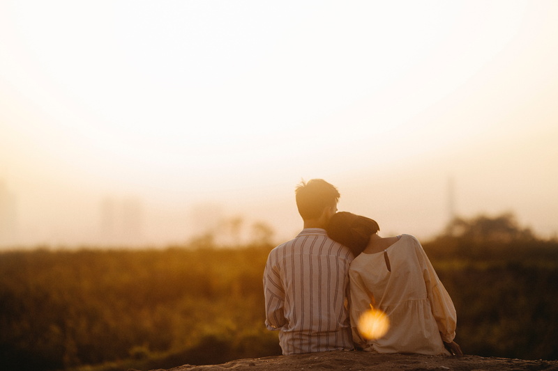 two people, young men, sunlight, love, couple, romance, rear view, embracing, boyfriend, 5K, tenderness, sky, couple - relationship, positive emotion