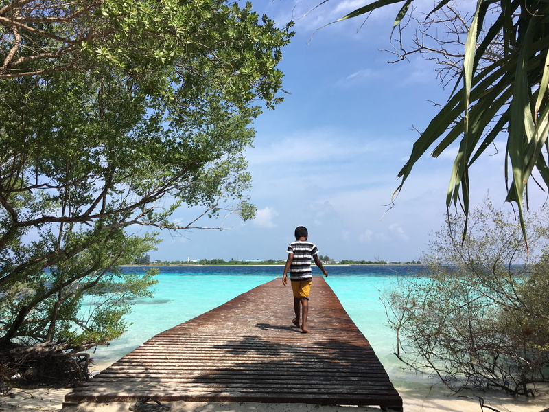 maldives, plant, water, outdoors, nature, direction, full length, tree, sky, aa hinnavaru magu, lifestyles, casual clothing, day, pier, rear view, 4K