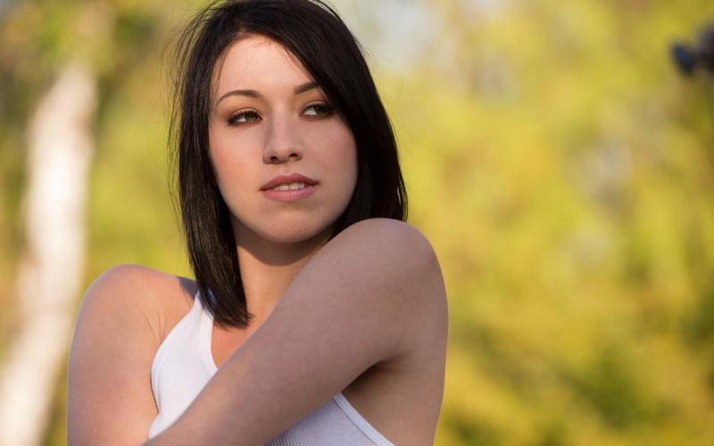 females, caucasian Ethnicity, beautiful, beauty, healthy Lifestyle, green Color, day, top, one Woman Only, fashion, only Women, long Hair, sensuality, hairstyle