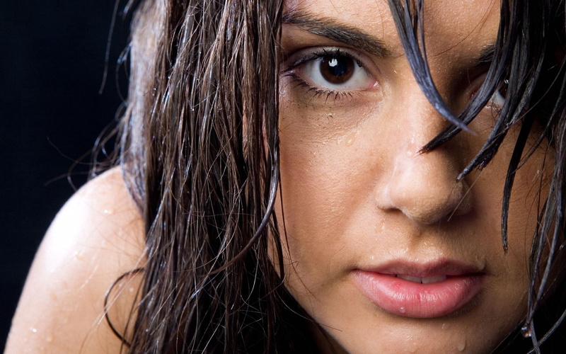 human Face, one Woman Only, young Women, human hair, latin American and Hispanic Ethnicity, serious, woman, fashion Model, one Young Woman Only, people