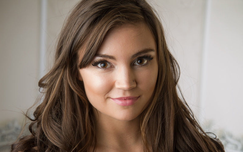 relaxation, human hair, women, long Hair, females, looking, beauty, attractive Female, happiness, adults Only, brown Hair, human Face, caucasian Ethnicity