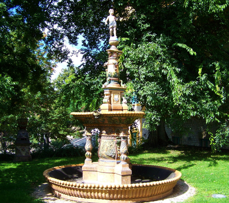 art and craft, human representation, creativity, no people, nature, female likeness, pecs, day, park, zsolnay cultural quarter, built structure, 2K, statue