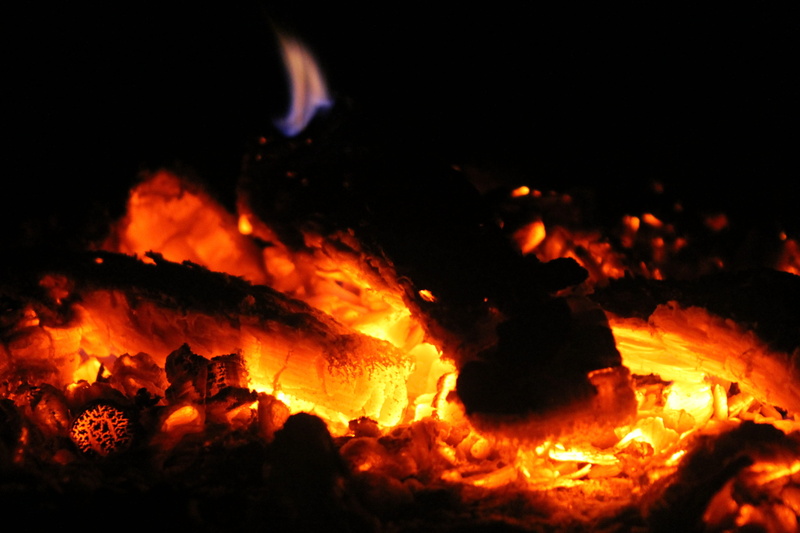 wood - material, fire - natural phenomenon, heat, fire, black color, yellow, communication, pecs, hot, bonfire, flash, 4K, wood, red, glowing, burn, close-up