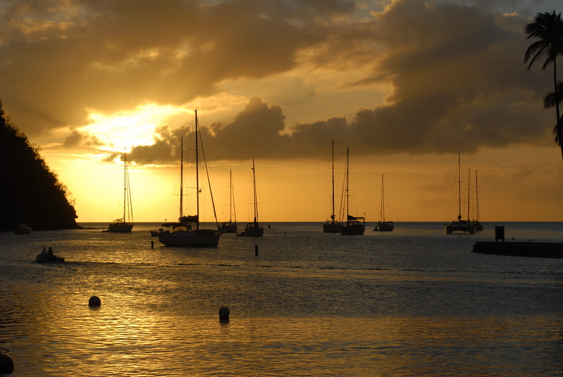 beauty in nature, sea, sailboat, boats, sky, tranquility, tropical, pole, no people, scenics - nature, waterfront, nautical vessel, transportation, horizon over water