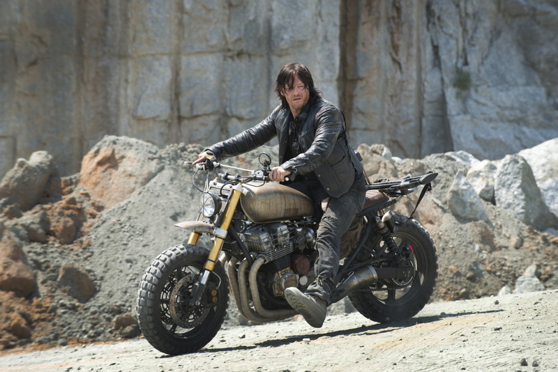 screen shot, long hair, men outdoors, Norman Reedus, The Walking Dead, Daryl Dixon, twd, black clothing, motorcycle, 720P, men, TV Series