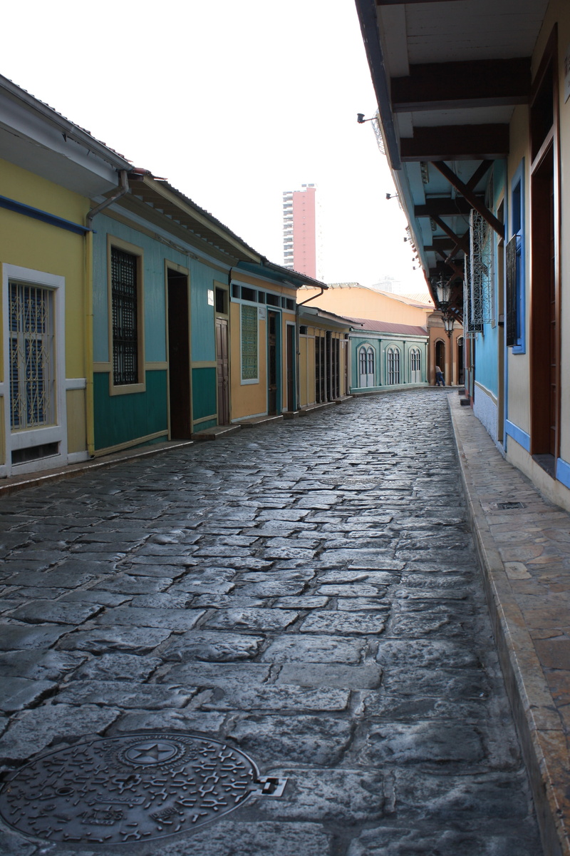 built structure, day, building exterior, guayaquil, street, building, city, outdoors, no people, 4K, row house, alley, cobblestone, house, penalties, architecture