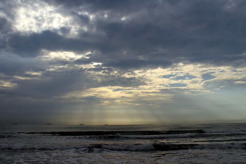 dawn, rayos sobre el mar, land, boats on the horizon, heaven, mexico, nature, sea, cloud - sky, veracruz, beach, no people, sky, sunrise, scenics - nature