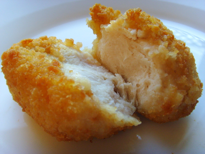 white, food, crunchy, deep fried, chicken, plate, unhealthy eating, baked, freshness, snack, fried, ready-to-eat, indulgence, panier, food and drink, dessert