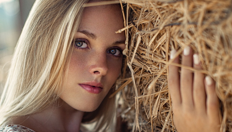 blue eyes, Stephanos Georgiou, 1080P, blonde, women, looking at viewer, face, freckles