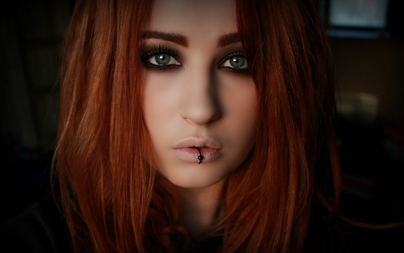 redheads, green, women, models, close up, lolina, eyes, 2K, piercings
