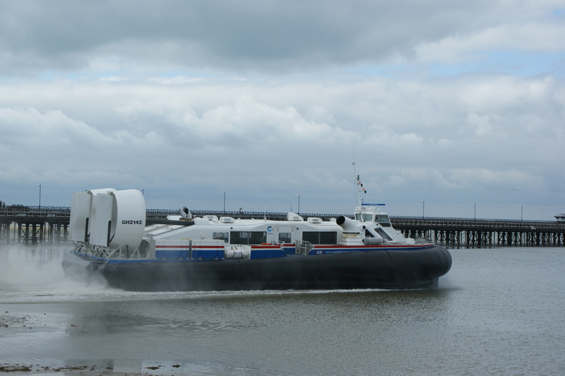 4K, hovercraft