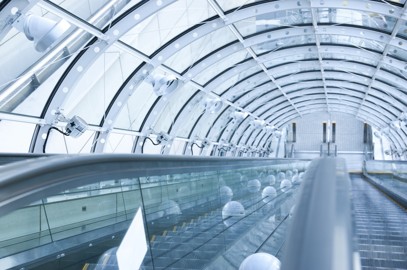 low angle view, arch, pattern, no people, silver, ceiling, odaiba, transparent, indoors, built structure, transportation, architecture, escalator, kenzo tange