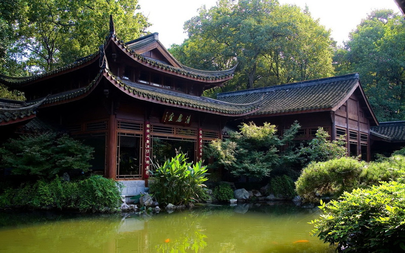 water, nature, outdoors, no people, hangzhou, religion, architecture, building exterior, 1080P, plant, hd, lake, day, green color, tree, scenery