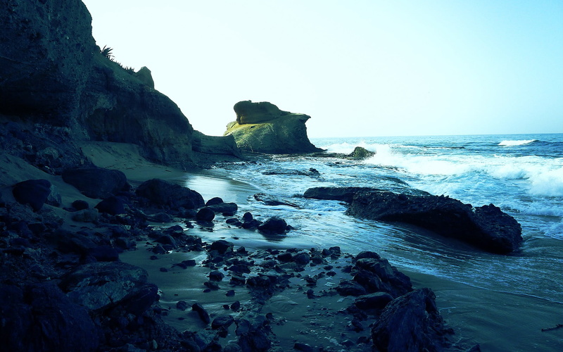 rock formation, stack rock, no people, land, rocky coastline, tranquil scene, horizon, beach, clear sky, landscape, nature, rock - object, beauty in nature