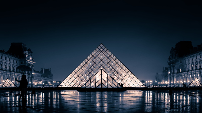 no people, built structure, louvre, museum, city, architecture, waterfront, dusk, france, sky, travel destinations, modern, building, pyramid shape, paris