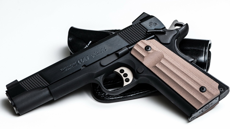 Pistol, aggression, 1080P, warning sign, social issues, sign, Weapon, indoors, security, crime, studio shot, no people, handgun, violence, Colt 1911, single object